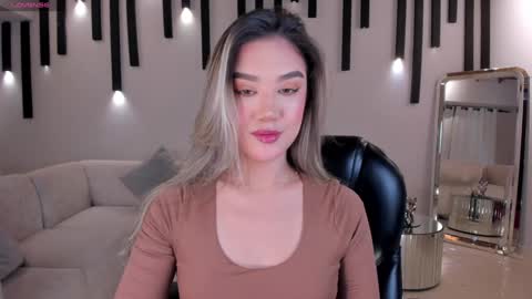 Snapshot of rebeccahudson_ chatting on January 31, 3:09 am Rebe online show from January 31, 3:09 am