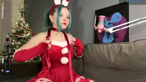 Snapshot of rebeccaniksoon chatting on December 16, 3:33 am Rebecca Nikson online show from December 16, 3:33 am