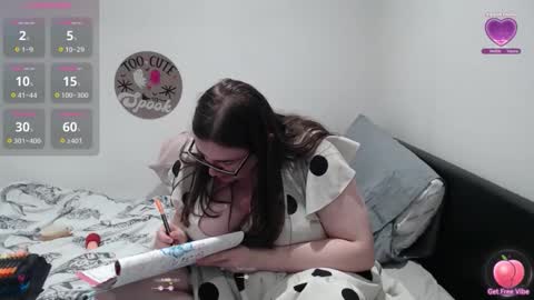 Snapshot of rebeccasummercam chatting on September 23, 12:35 am rebeccasummercam online show from September 23, 12:35 am