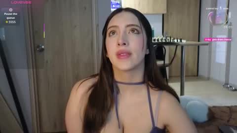 rebeccawhite_meow online show from October 26, 6:03 pm