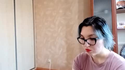 Zoe online show from March 17, 1:03 pm