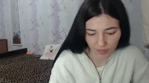 Snapshot of rebeka_08 chatting on February 13, 9:00 pm Rebeka 08 online show from February 13, 9:00 pm