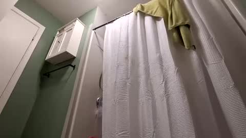 recka810 online show from October 24, 9:33 pm