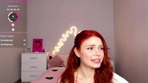 Snapshot of red__candy chatting on December 6, 12:49 pm red__candy online show from December 6, 12:49 pm