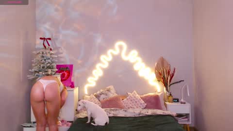 Snapshot of red__candy chatting on January 2, 1:19 pm red__candy online show from January 2, 1:19 pm