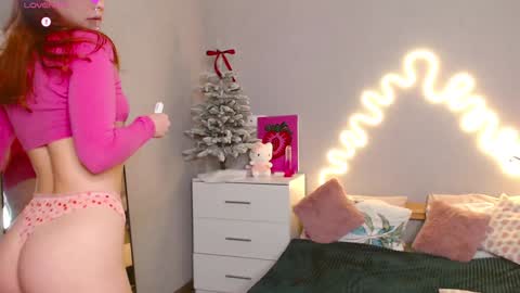 Snapshot of red__candy chatting on January 25, 4:24 pm red__candy online show from January 25, 4:24 pm