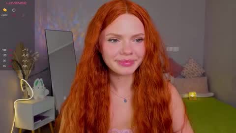 Snapshot of red__candy chatting on September 15, 1:22 pm red__candy online show from September 15, 1:22 pm