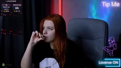 red__dizzy online show from June 16, 12:57 am