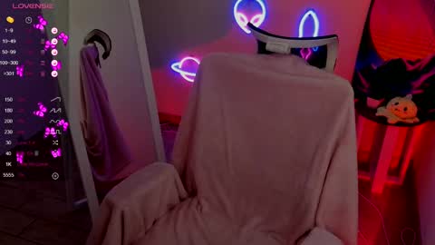 Bestie online show from February 26, 4:45 pm