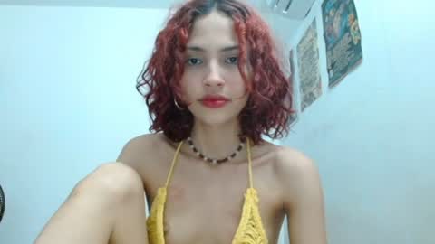 Snapshot of red_chanty chatting on June 19, 11:52 pm Lorena online show from June 19, 11:52 pm