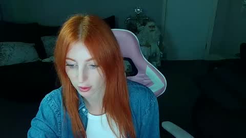 Red -  online show from December 24, 1:06 pm