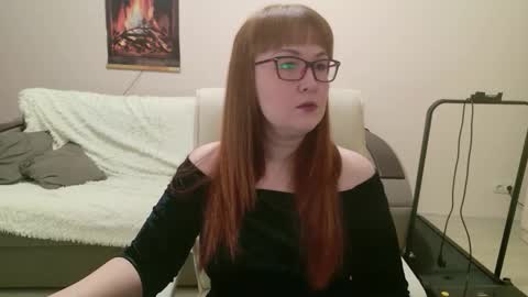 Snapshot of red_fox777 chatting on November 19, 12:21 am Lisa online show from November 19, 12:21 am