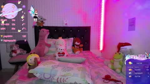 Snapshot of red_girlofficial chatting on January 21, 2:33 am Taliana online show from January 21, 2:33 am