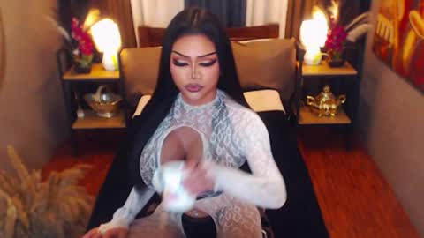 Snapshot of red_ivyy chatting on November 6, 7:48 pm AsianRedivy online show from November 6, 7:48 pm