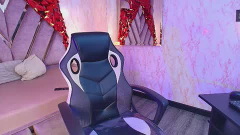 red_pandaa online show from March 5, 3:13 am