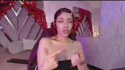 red_pandaa online show from March 14, 4:07 am