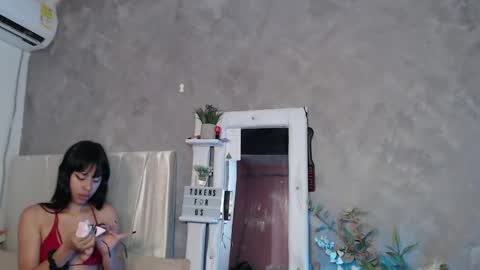 Rose  Dariah online show from March 28, 1:54 pm