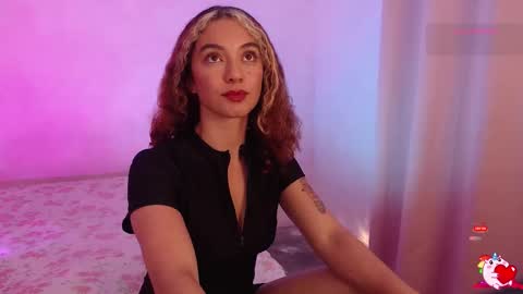 red_velvett0 online show from November 20, 5:07 am