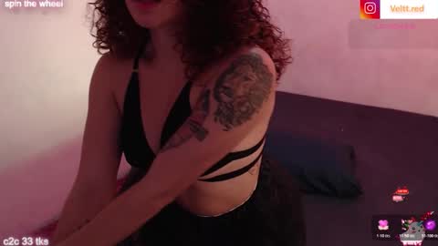 red_velvett0 online show from February 15, 11:41 am