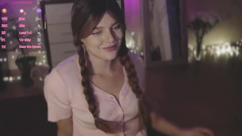 Snapshot of redaplle2 chatting on October 6, 9:23 pm redaplle2 online show from October 6, 9:23 pm