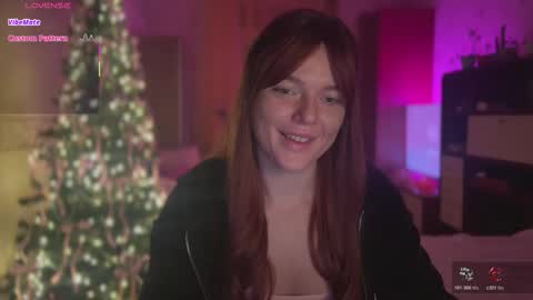 Snapshot of redaplle2 chatting on December 14, 12:27 am redaplle2 online show from December 14, 12:27 am