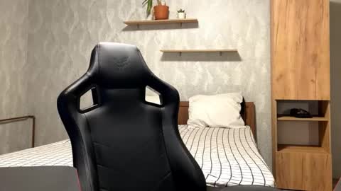 redbullshine online show from September 23, 1:36 pm