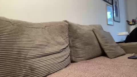 Snapshot of redcucumber chatting on October 26, 3:51 pm redcucumber online show from October 26, 3:51 pm