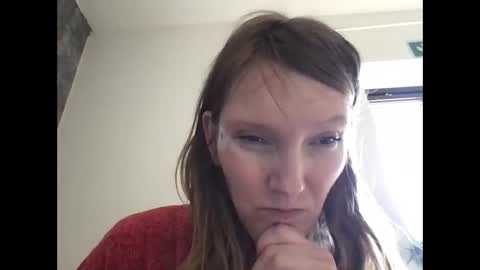Snapshot of redfoxofficial chatting on May 14, 10:00 am Redfox online show from May 14, 10:00 am