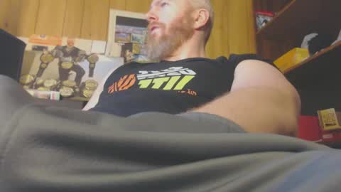 theredhead4fun online show from February 2, 2:48 am