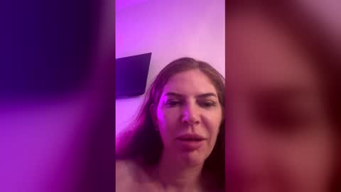 redheaddeviil online show from December 5, 7:28 am