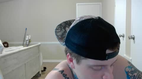 Snapshot of redinthebed chatting on January 29, 4:15 am InkedGinger online show from January 29, 4:15 am