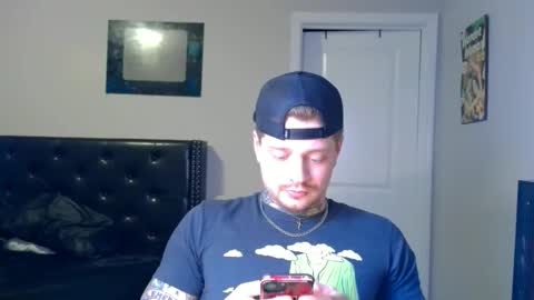 Snapshot of redinthebed chatting on December 3, 11:03 pm InkedGinger online show from December 3, 11:03 pm