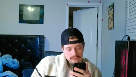 Snapshot of redinthebed chatting on February 1, 4:11 am InkedGinger online show from February 1, 4:11 am