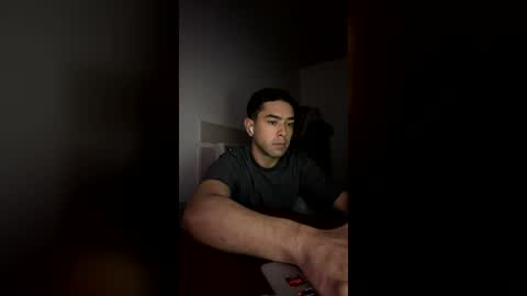 RedManMoans online show from June 13, 8:12 am