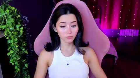 Snapshot of redmidnight_ chatting on July 5, 9:00 pm Kiara online show from July 5, 9:00 pm