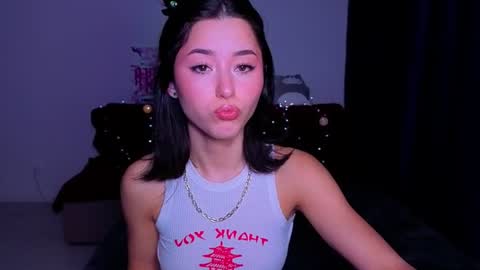 Snapshot of redmidnight_ chatting on July 9, 10:25 pm Kiara online show from July 9, 10:25 pm