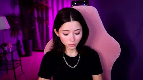 Snapshot of redmidnight_ chatting on July 14, 8:47 pm Kiara online show from July 14, 8:47 pm