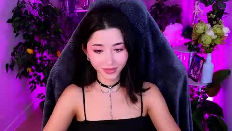Snapshot of redmidnight_ chatting on July 17, 10:47 pm Kiara online show from July 17, 10:47 pm
