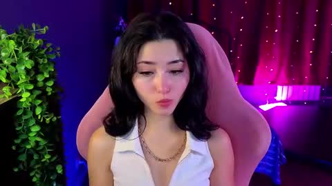 Snapshot of redmidnight_ chatting on July 20, 8:33 pm Kiara online show from July 20, 8:33 pm