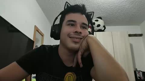 RedsoulReaver online show from October 9, 5:38 am