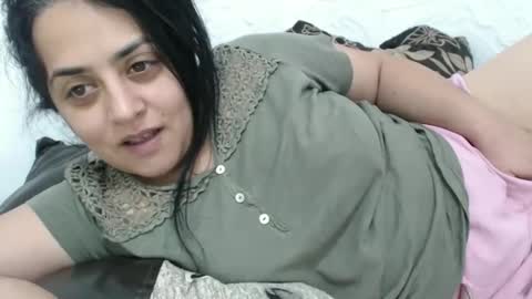 Snapshot of reeapassion chatting on December 10, 9:22 pm Reea online show from December 10, 9:22 pm