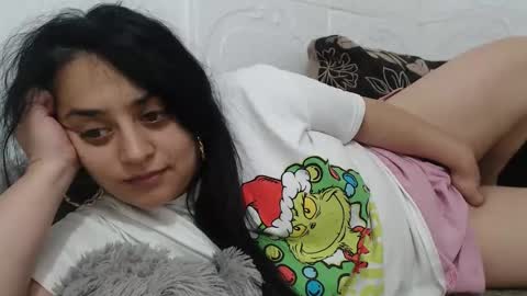 Snapshot of reeapassion chatting on February 17, 9:41 pm Reea online show from February 17, 9:41 pm