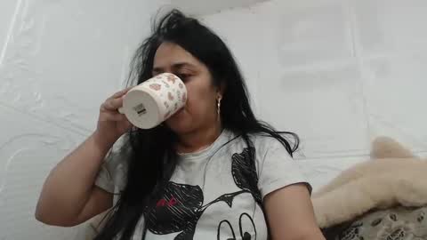 Snapshot of reeapassion chatting on February 24, 11:41 pm Reea online show from February 24, 11:41 pm