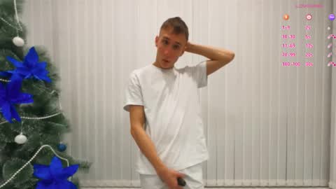 Alex online show from December 4, 9:23 pm