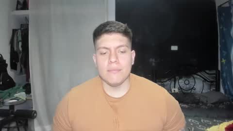 Snapshot of regan_jhonson chatting on December 25, 5:37 am regan_jhonson online show from December 25, 5:37 am