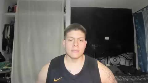 Snapshot of regan_jhonson chatting on February 23, 5:01 am regan_jhonson online show from February 23, 5:01 am