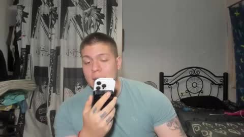 Snapshot of regan_jhonson chatting on October 17, 7:00 am regan_jhonson online show from October 17, 7:00 am