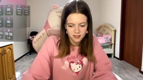 Lucy online show from September 16, 3:57 pm