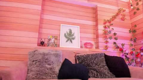 Regina online show from January 8, 10:27 pm