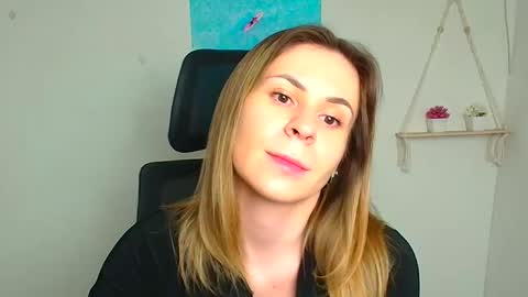 Regina online show from March 15, 12:00 pm